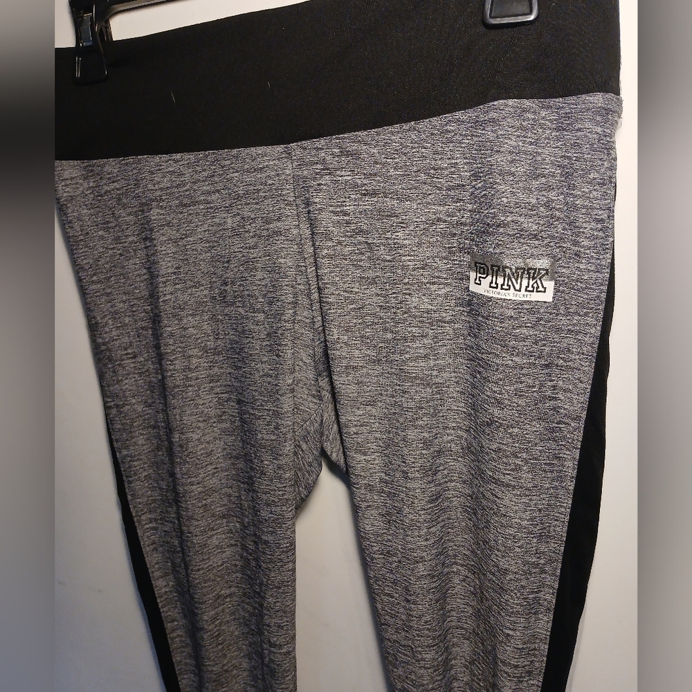 PINK Victoria's Secret Ultimate Yoga Pants - Picture 4 of 7